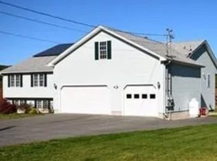 14 Macomber Rd, Monson, MA 01057