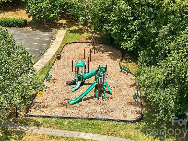 9501 Constitution Hall Dr — Photo 39