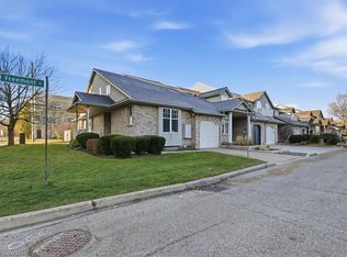 78 Freemont St, Waterloo, ON N2L6L7