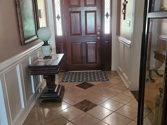 3rd image of 2330 N Country Club Ln