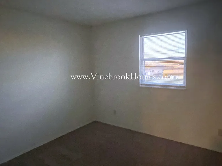 2496 Spring Valley Rd — Photo 7
