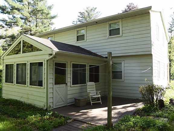 4th image of 9 Hillside Dr