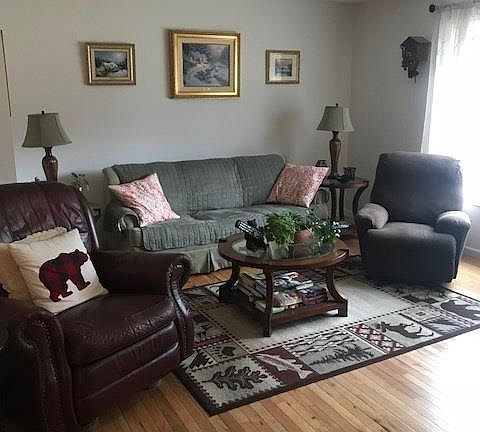 3rd image of 27 Kelly Ave