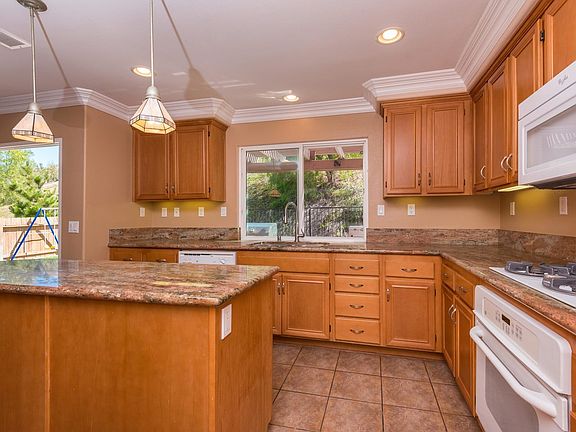 5th image of 5271 Topsail Dr