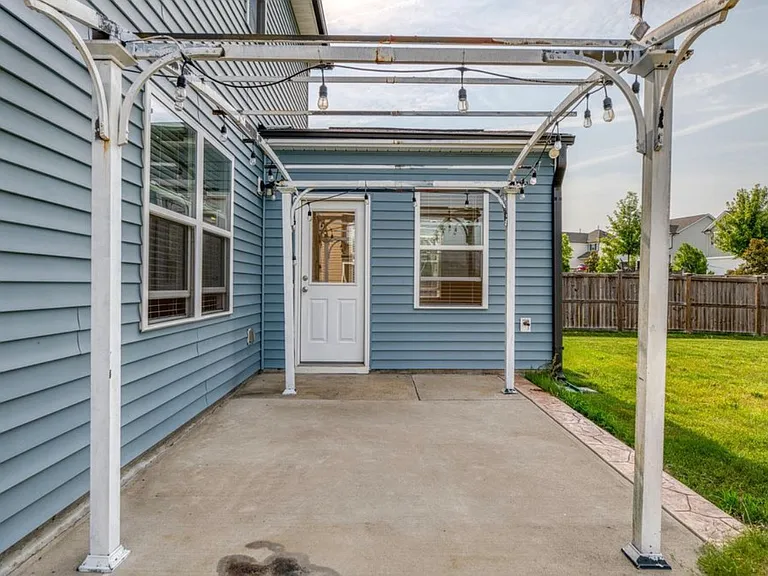 2132 Water Marsh Trl — Photo 28