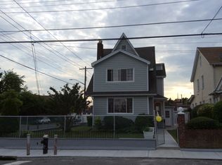 11342 202nd St, Saint Albans, NY 11412