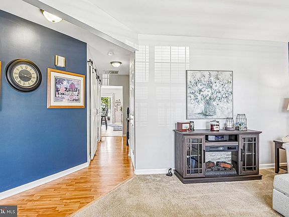 4th image of 7 Goeller Ave