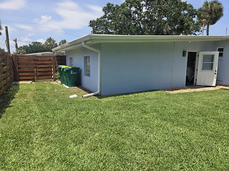 550 Capri Rd — Photo 33