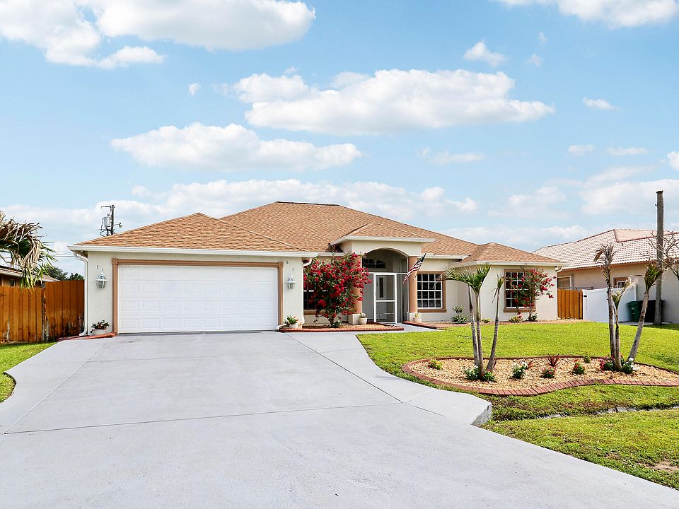 1st image of 611 SW Saragossa Avenue