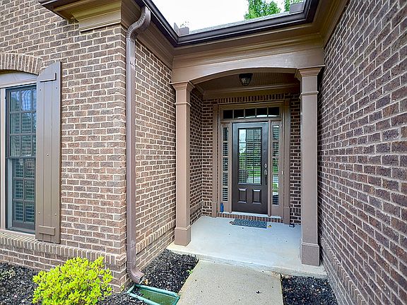 3rd image of 1855 Lynwood Pl