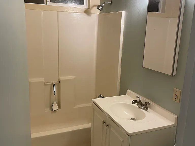 720 NE 69th Ave #720 — Photo 7