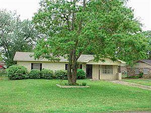 1st image of 510 Circle Dr