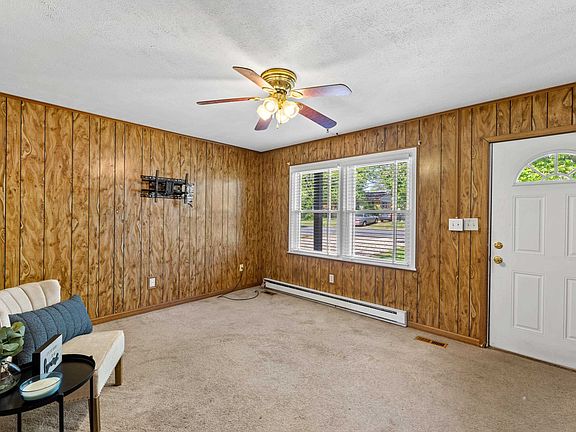 5th image of 27 Shen Valley Dr