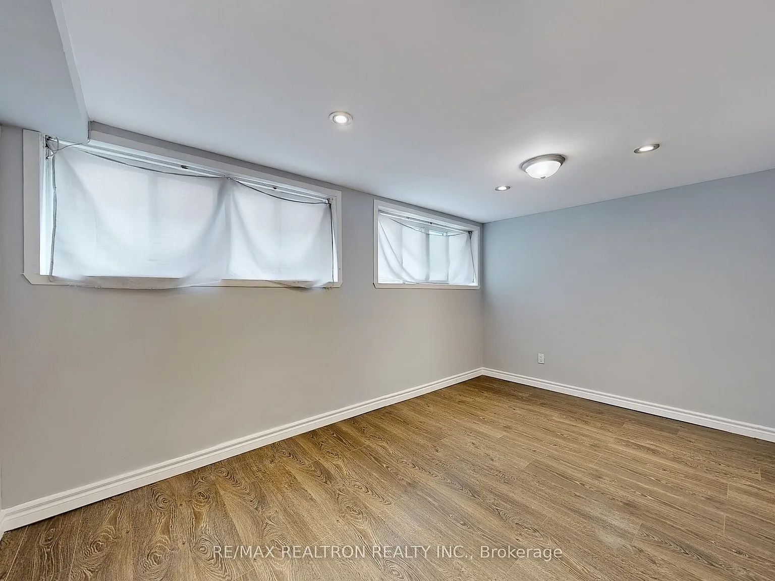 2 bed, $1,980 — Photo 2