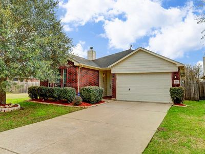 1415 Hickory Lake Dr, Fresno, TX, 77545