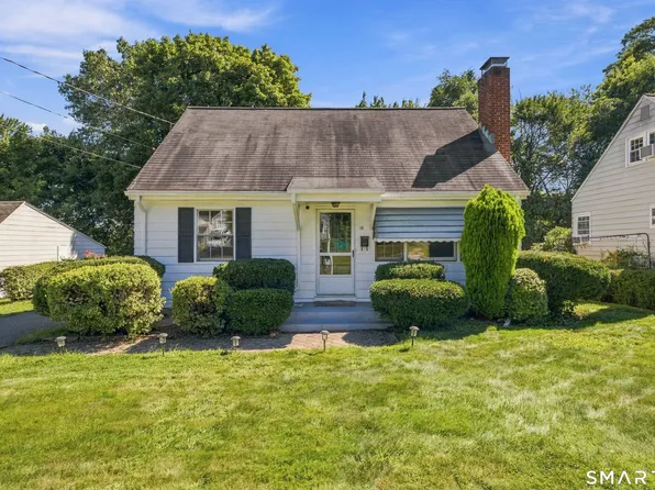 15 Chamberlin Drive, West Hartford, CT 06107