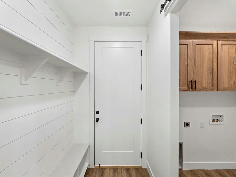 2628 S 3210 E — Photo 21