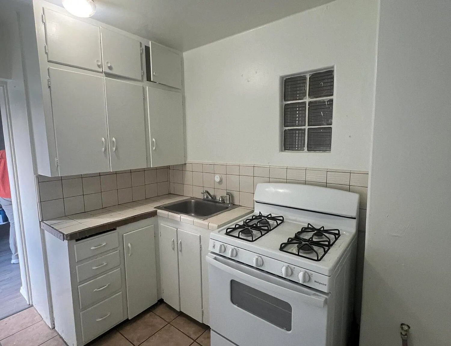 1 bed, 600 sqft, $800 — Photo 4