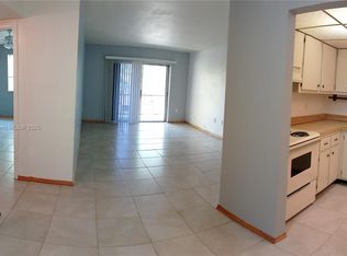 7831 Miller Dr APT B210, Miami, FL 33155