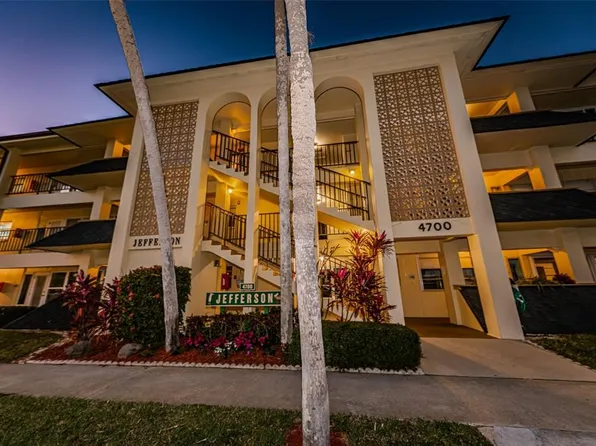 4700 COVE CIRCLE #110, ST PETERSBURG, FL 33708