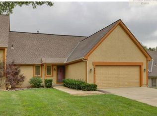 8619 Westridge Rd, Raytown, MO 64138