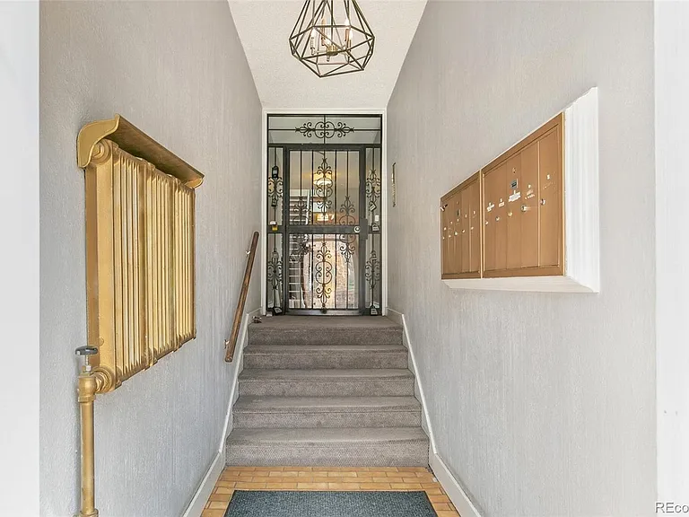 1684 Harrison St #1 — Photo 3