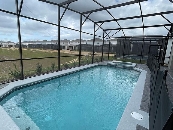2nd image of 3016 Mahalo Dr