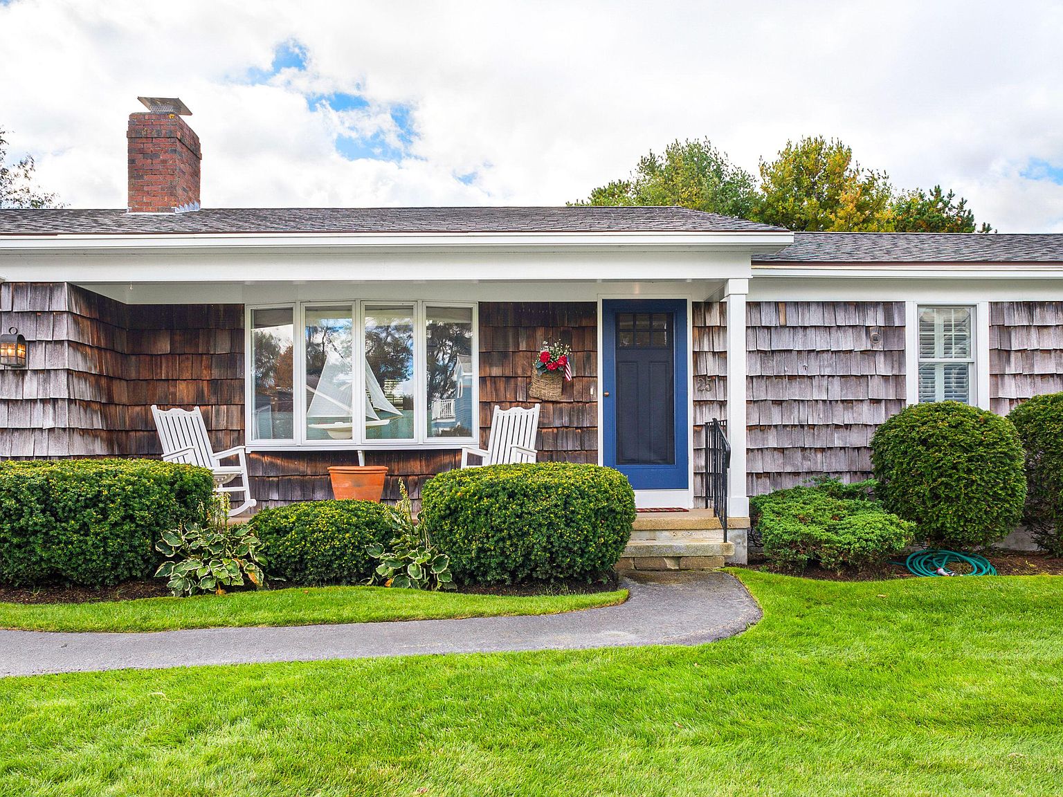 25 Surf Lane, Kennebunk, ME 04043 | Zillow