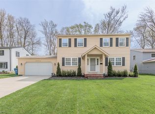 4083 Shelley Dr, North Olmsted, OH