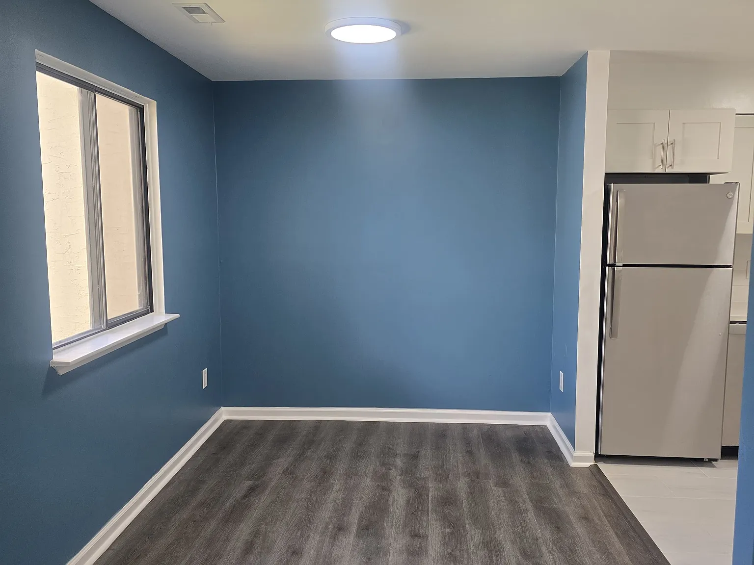 2 bed, 1000 sqft, $2,300 — Photo 4