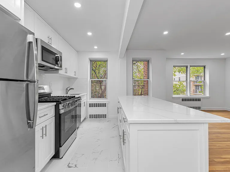 6535 Yellowstone Blvd #3B — Photo 1