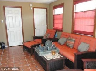 941 Fairview Rd, Edgewater, MD 21037