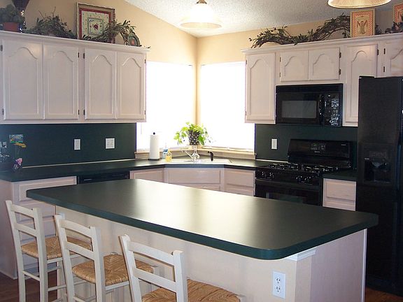 Huge Center Island in Large Kitchen