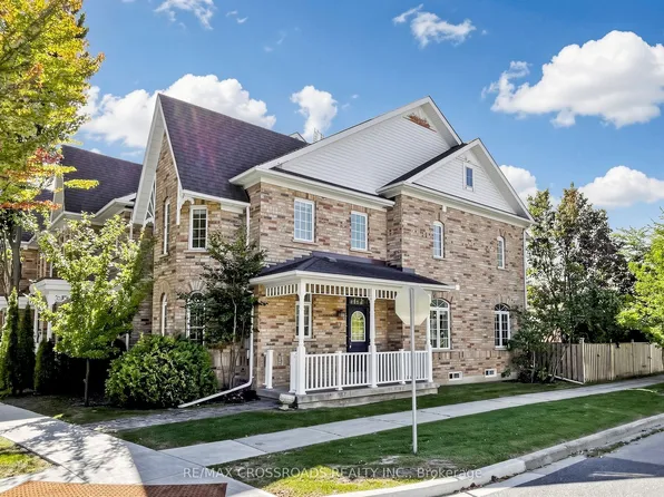 37 Queens Plate Dr, Markham, ON L6C 2A9