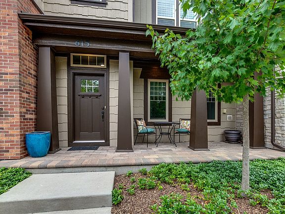 2nd image of 615 Parkside Ct