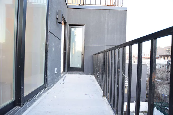 Rented by null | media 18