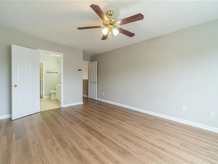1191 Primrose View Cir — Photo 24