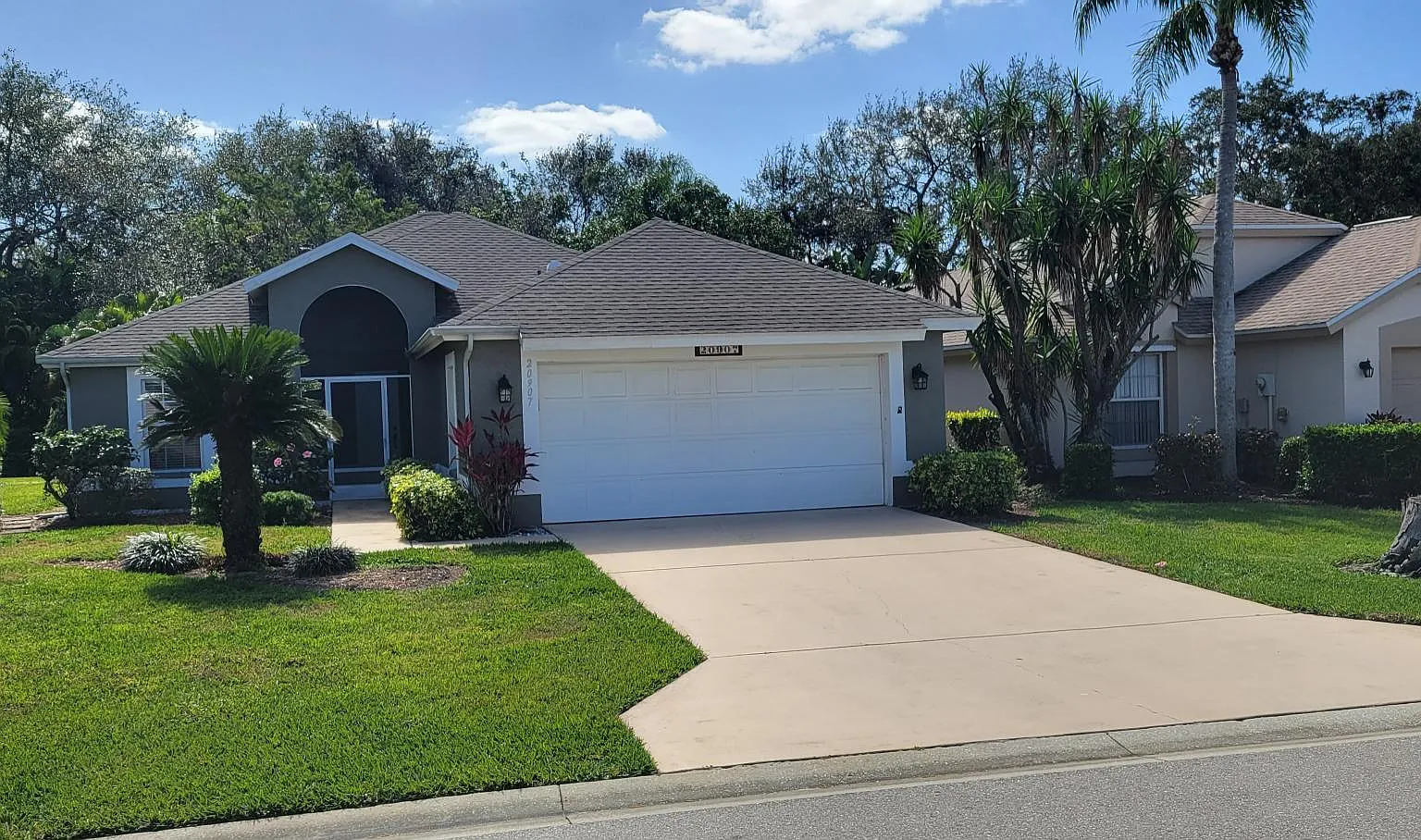 2 bed, 2.0 bath, 1114 sqft, $2,650 — Photo 2