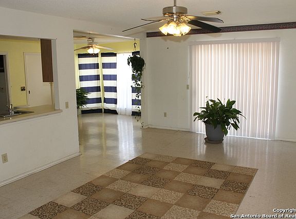2nd image of 6535 Magic Oaks
