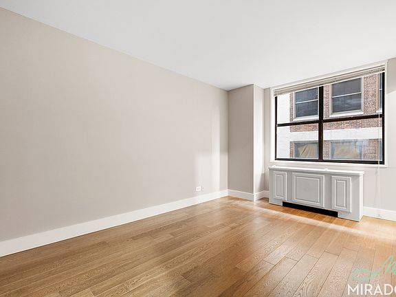 5th image of 330 E 39th St APT 17N