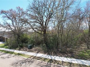 2824 Persimmon Ridge Ct, Bryan, TX 77807