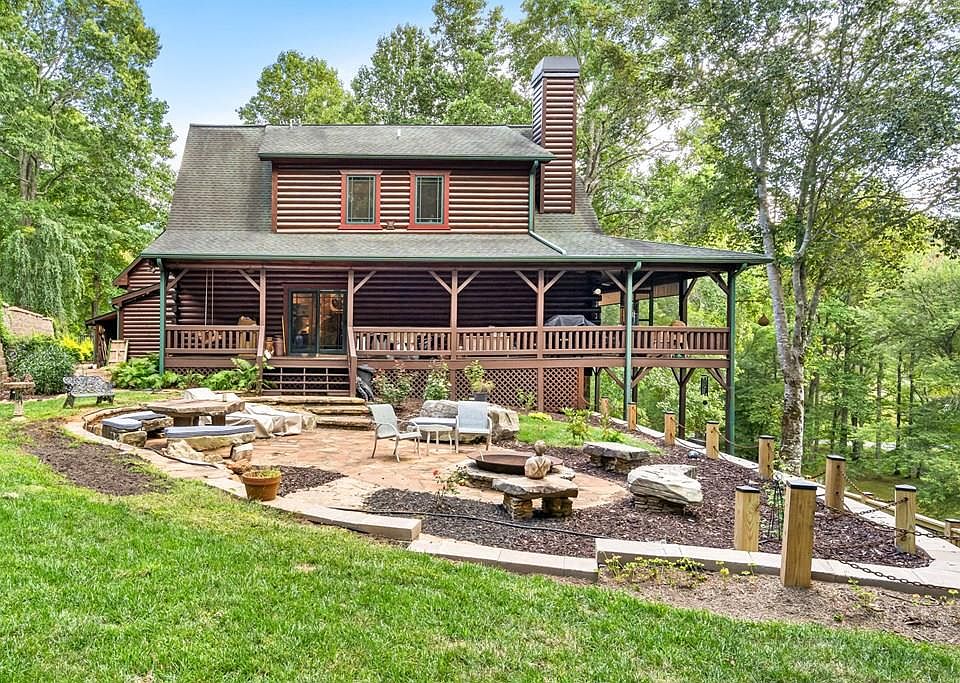 1st image of 3383 Indian Springs Dr