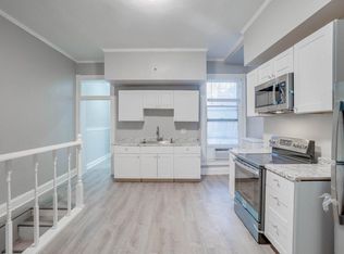 2908 N Calvert St APT 1, Baltimore, MD 21218