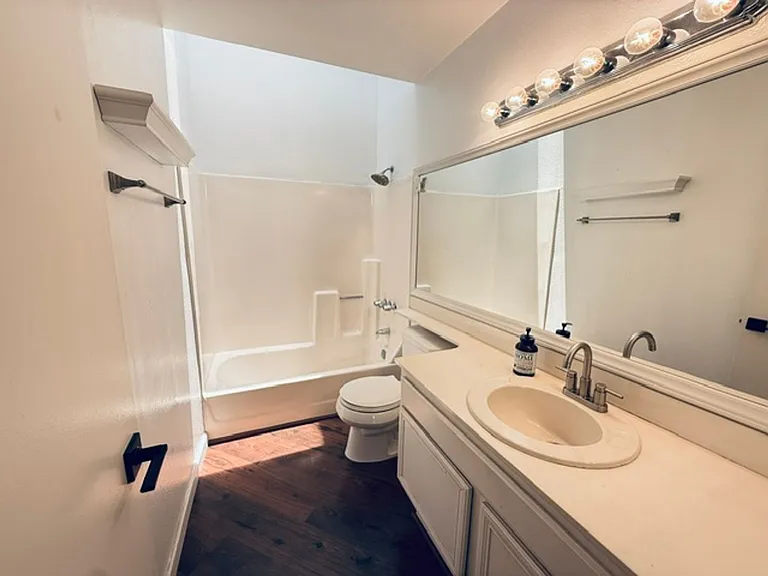 7370 Park View Ct #142 — Photo 11