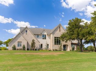 6001 Royal Abbey Ct, Edmond, OK 73034