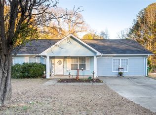 16099 Northwind Cir, Northport, AL 35475