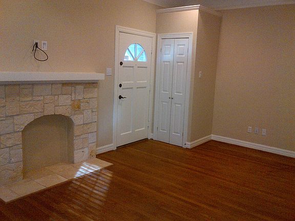 2nd image of 5600 Martel Ave #5600