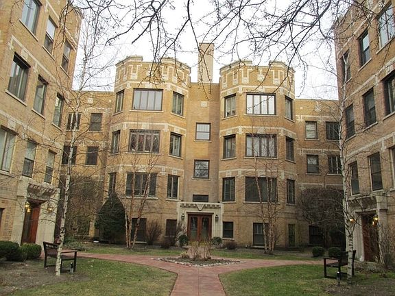 2nd image of 4737 N Paulina St APT 1
