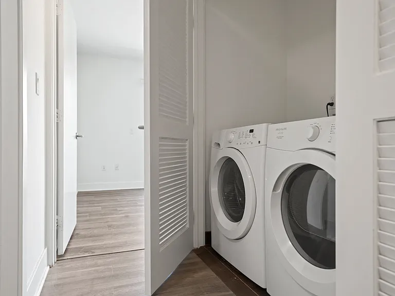 In-Suite Washer & Dryer