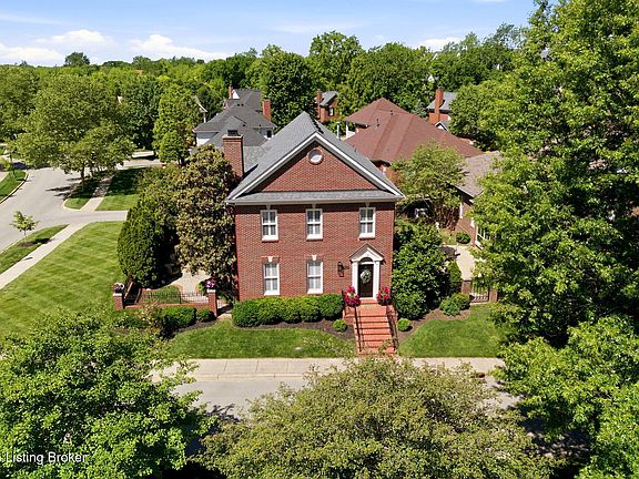 2nd image of 8401 Broecker Blvd